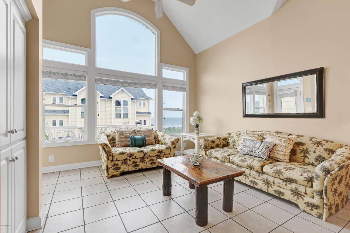 1701 North Shore Dr Drive, Unit F, Surf City, NC 28445