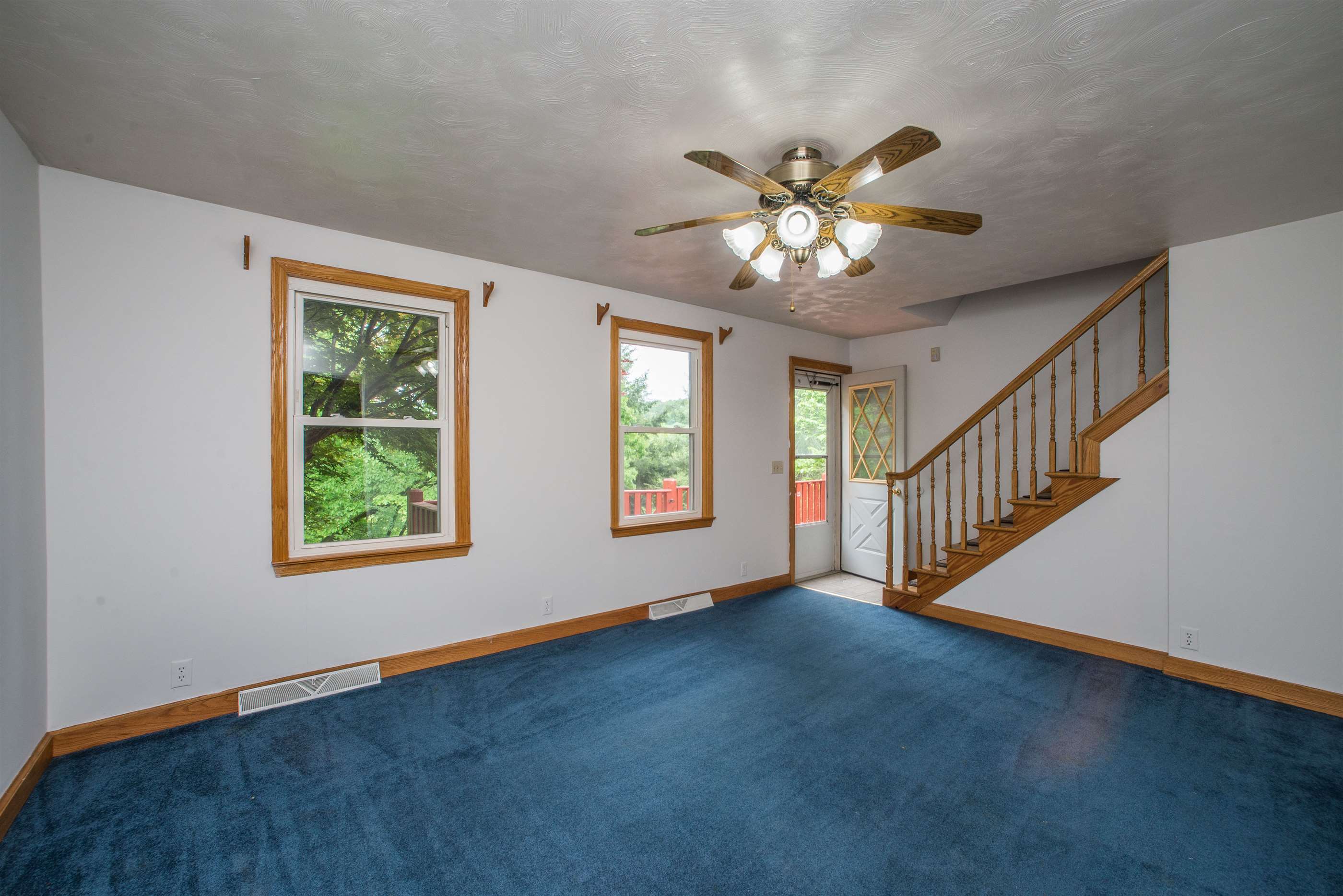 15 Cove Rd, North Franklin Township, PA 15301