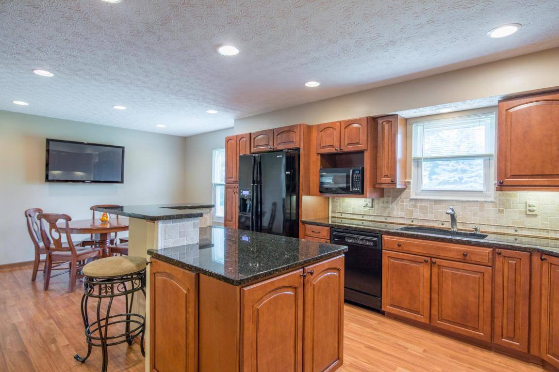 3831 Schooner Court, Columbus, OH 43221