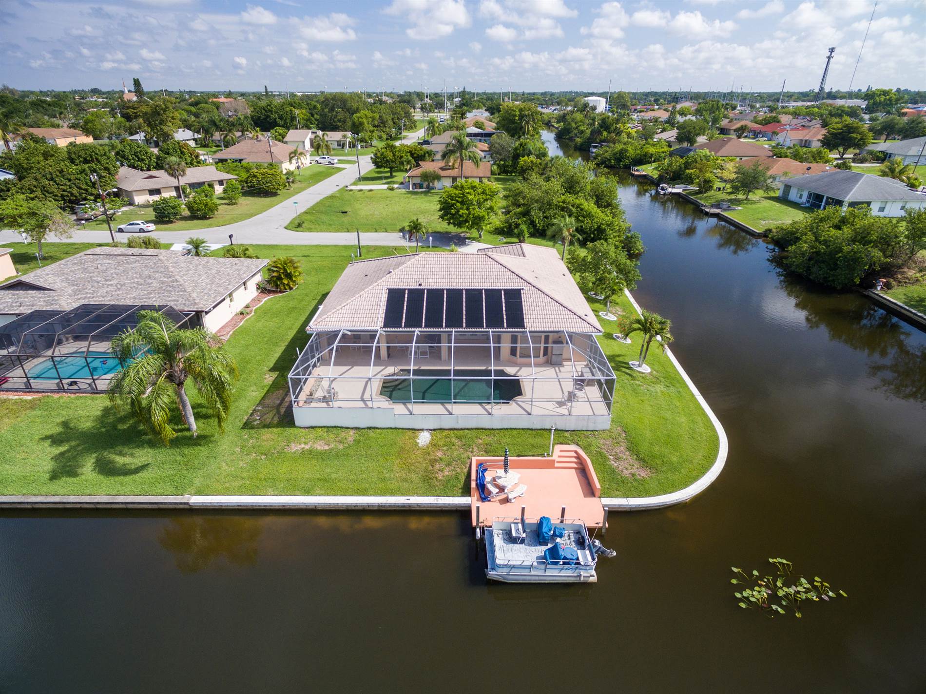 2304 SE 2nd St, Cape Coral, FL 33990