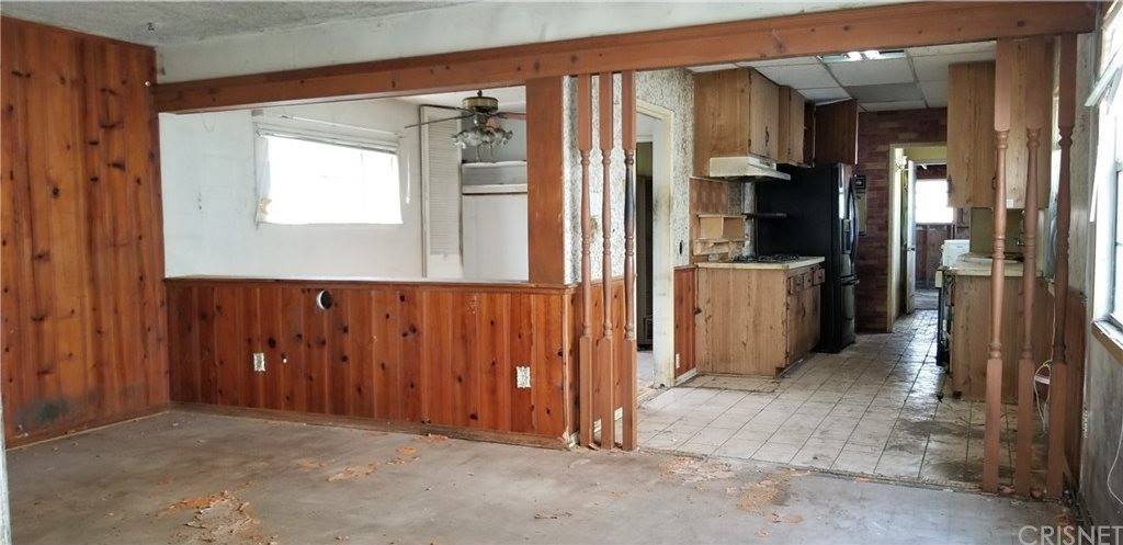 13965 Hubbard Street, Sylmar, CA 91342