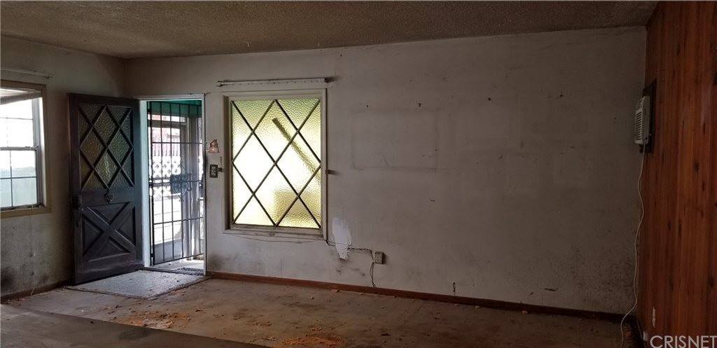 13965 Hubbard Street, Sylmar, CA 91342