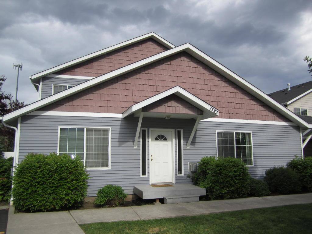 1323 North Forsythia Cir, Post Falls, ID 83854