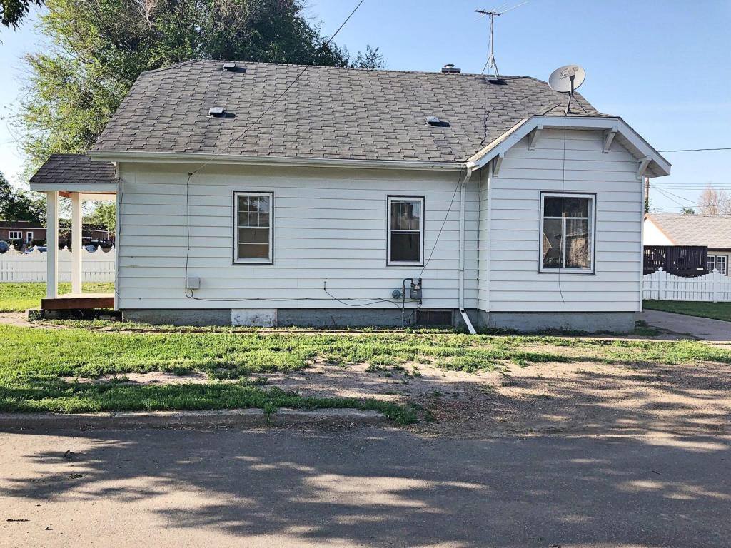 416 7th Ave West, Williston, ND 58801