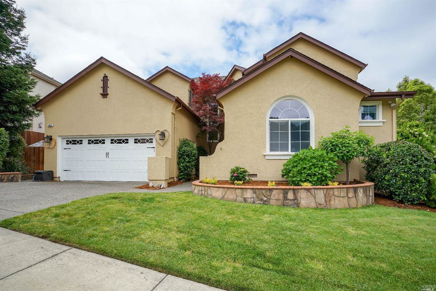 5860 Sailing Hawk Avenue, Santa Rosa, CA 95409