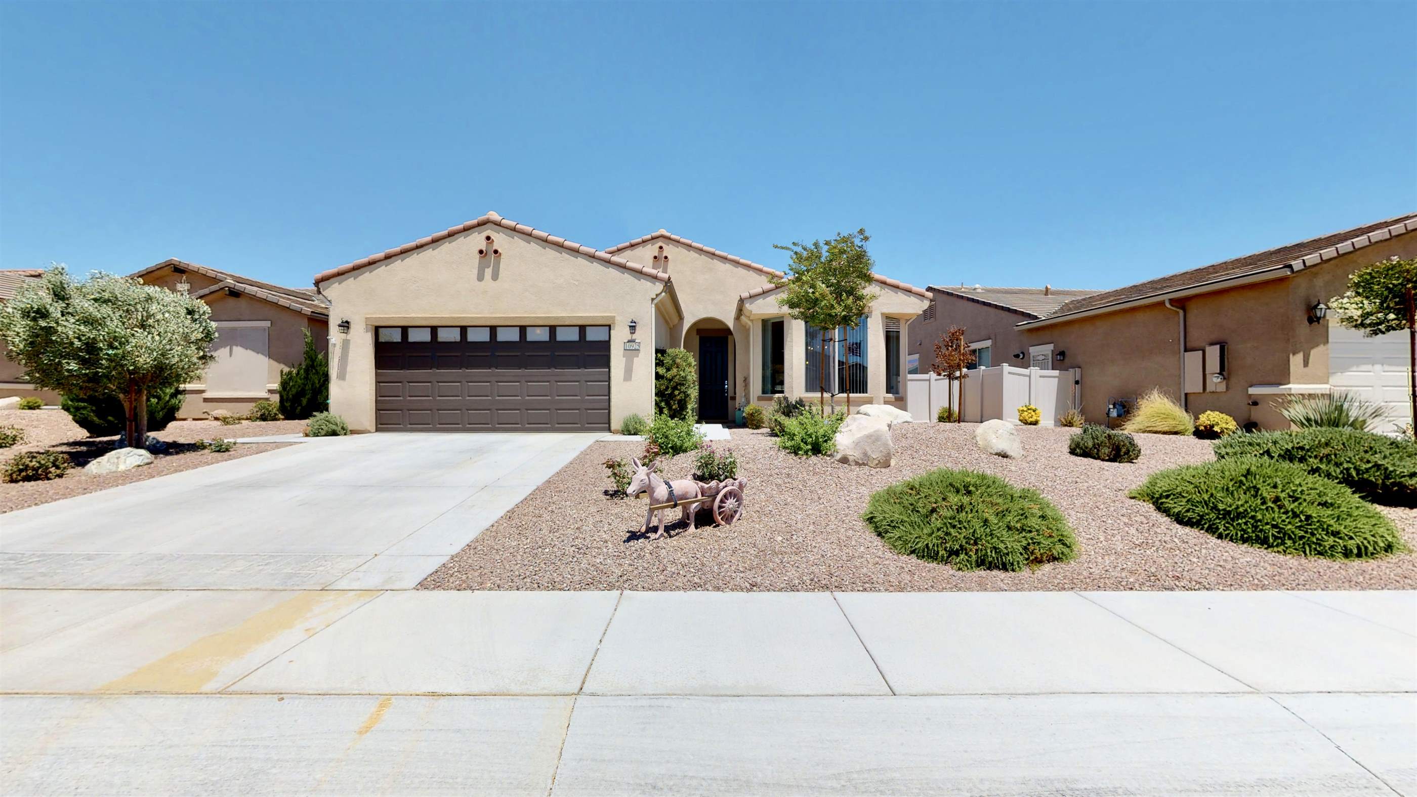 10925 Phoenix Rd, Apple Valley, CA 92308