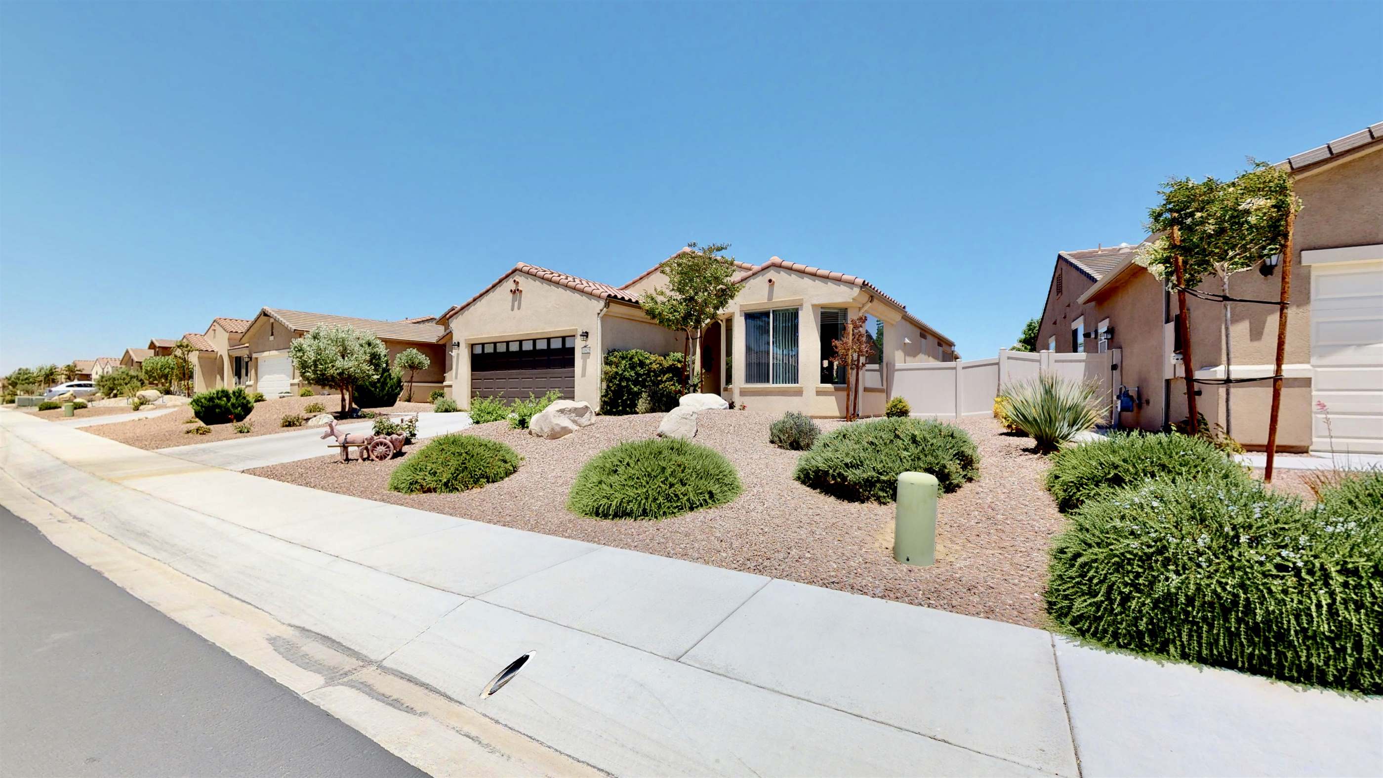 10925 Phoenix Rd, Apple Valley, CA 92308