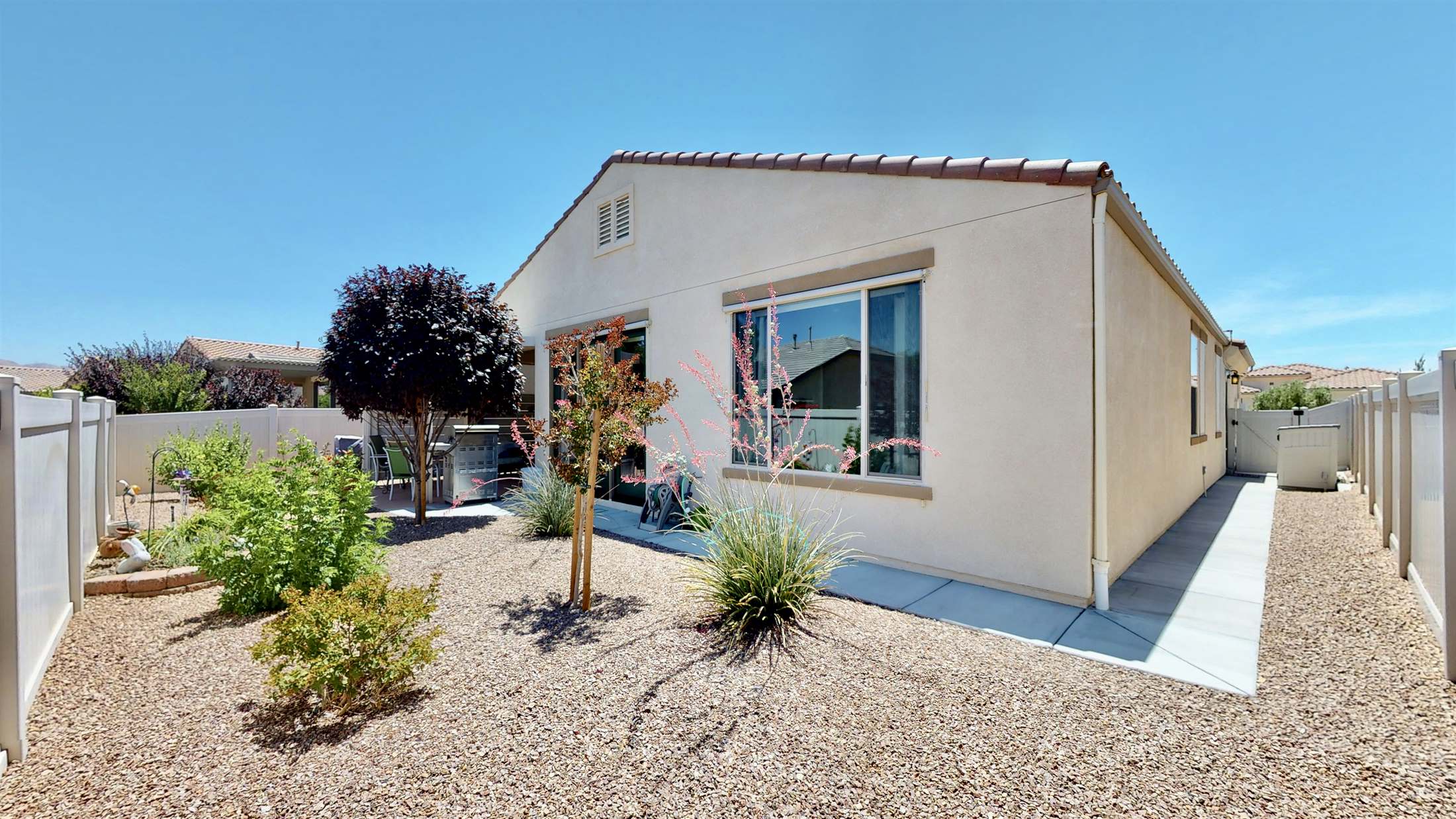 10925 Phoenix Rd, Apple Valley, CA 92308