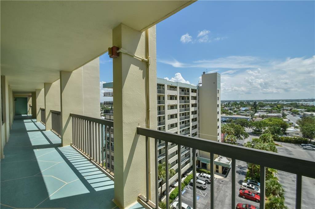 7100 Sunset Way, #909, Saint Pete Beach, FL 33706