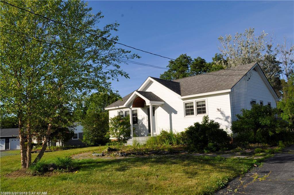 22 Thompson Rd, Veazie, ME 04401