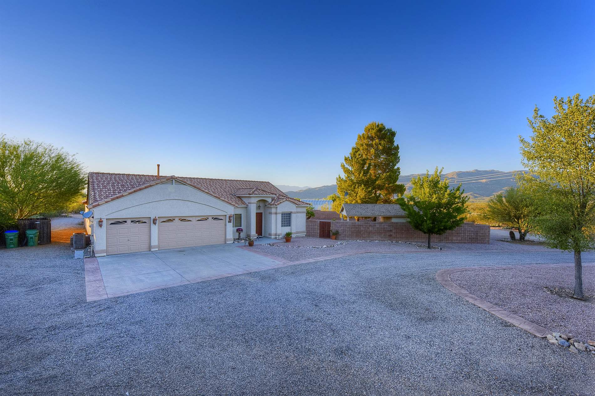 8170 S. Wentworth Road, Tucson, AZ 85747