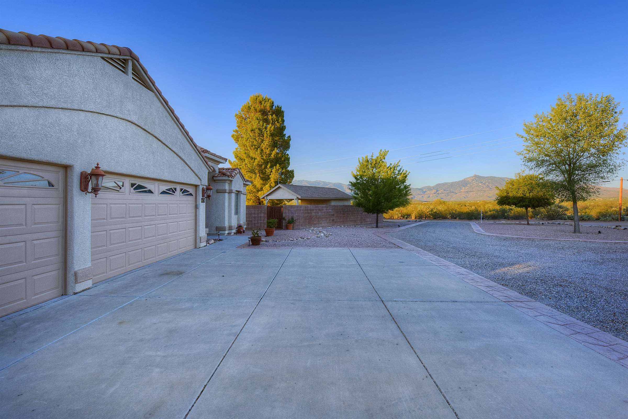 8170 S. Wentworth Road, Tucson, AZ 85747