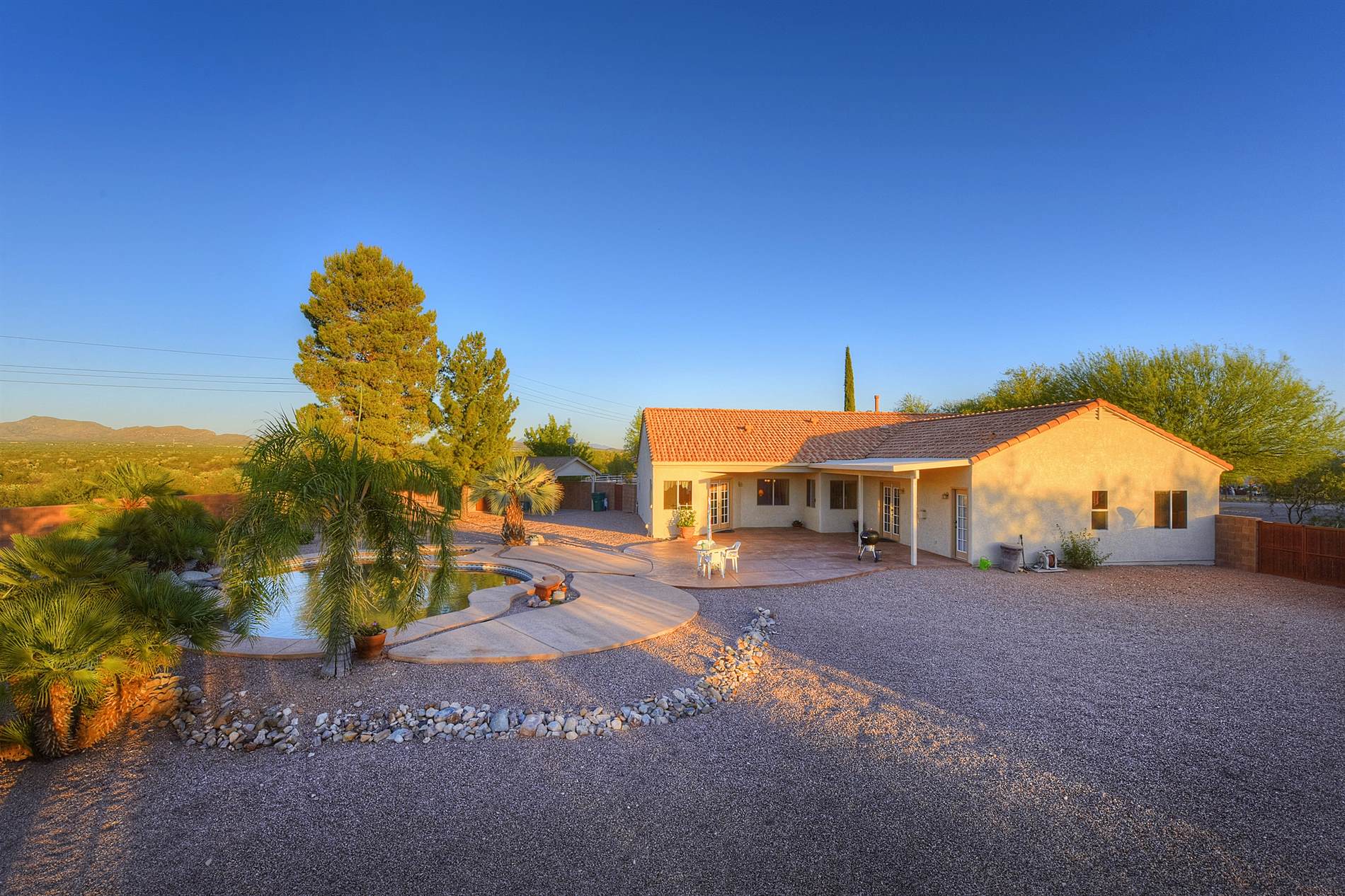 8170 S. Wentworth Road, Tucson, AZ 85747