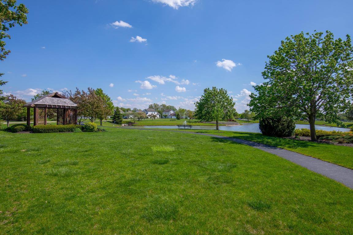 5826 Redsand Road, Hilliard, OH 43026