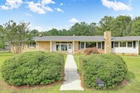 1086 Penderlea Highway, Burgaw, NC 28425