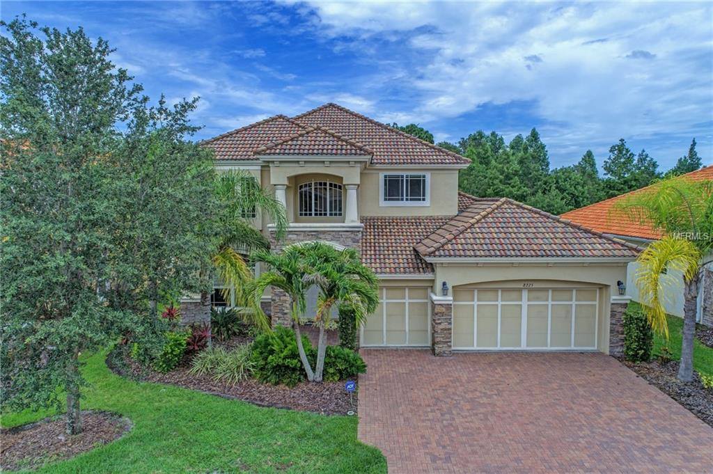8225 Santa Rosa Court, Sarasota, FL 34243