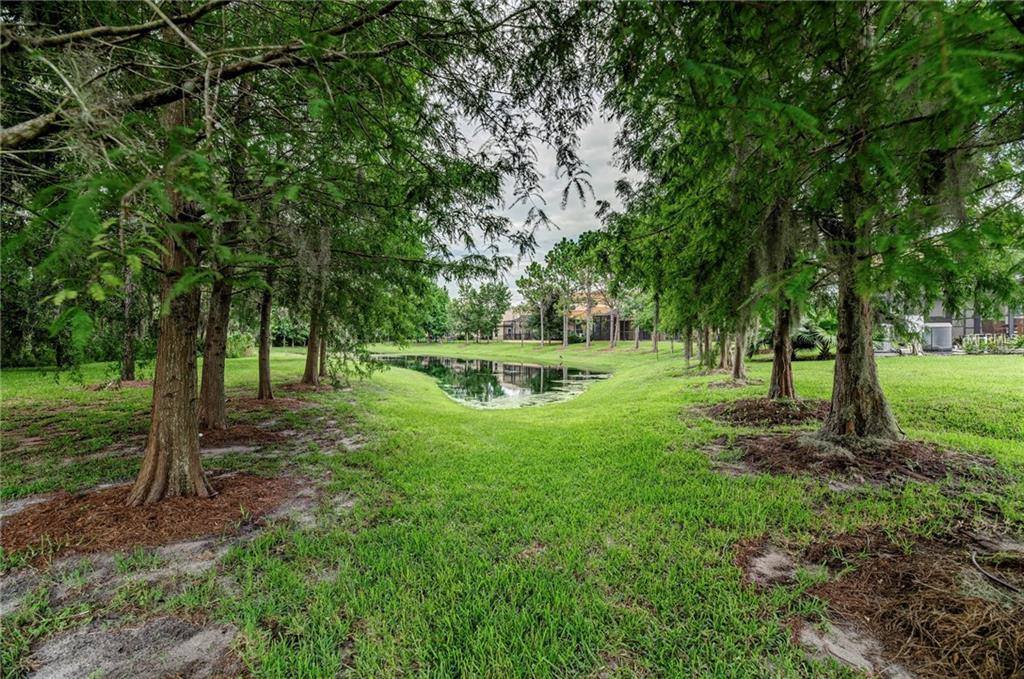 8225 Santa Rosa Court, Sarasota, FL 34243