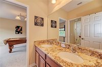 8225 Santa Rosa Court, Sarasota, FL 34243