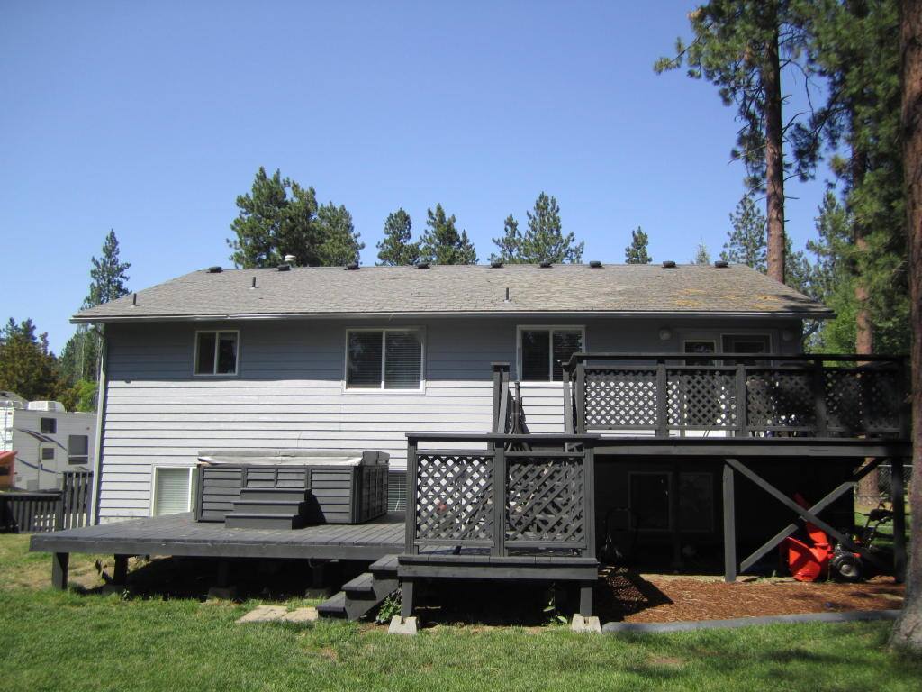 5082 East Shore Cv, Post Falls, ID 83854