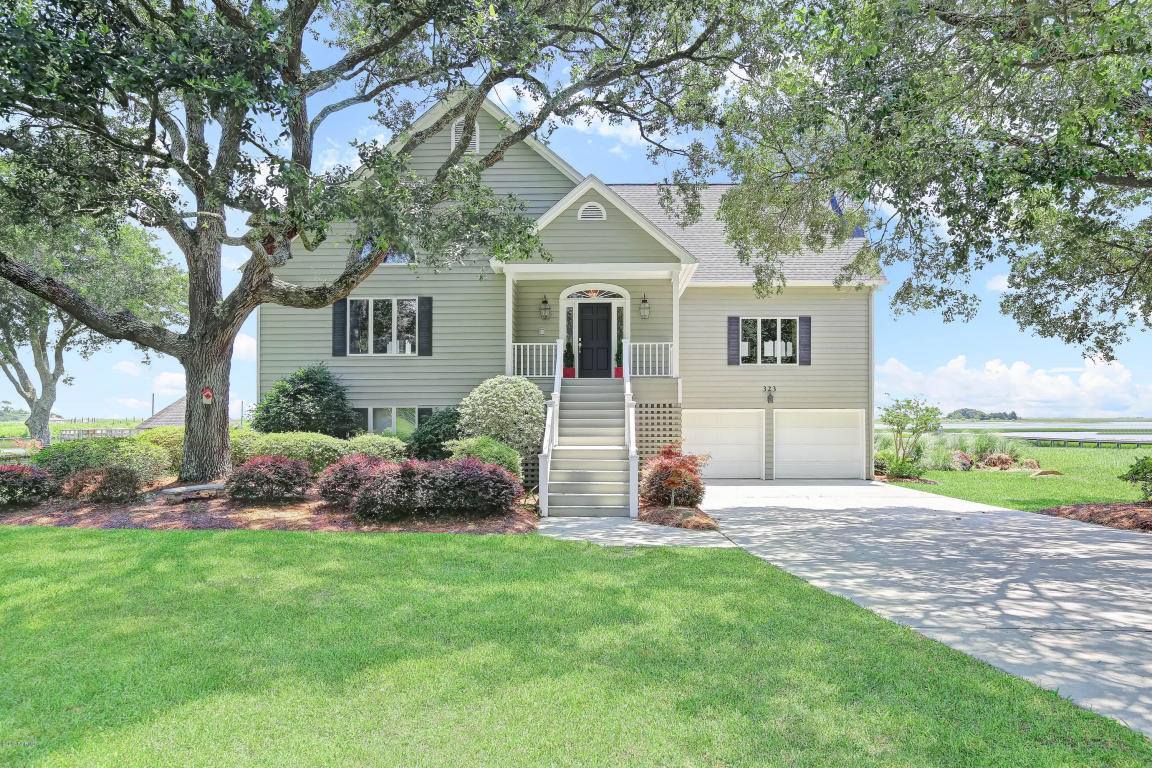 323 Friendly Shores Road, Wilmington, NC 28409