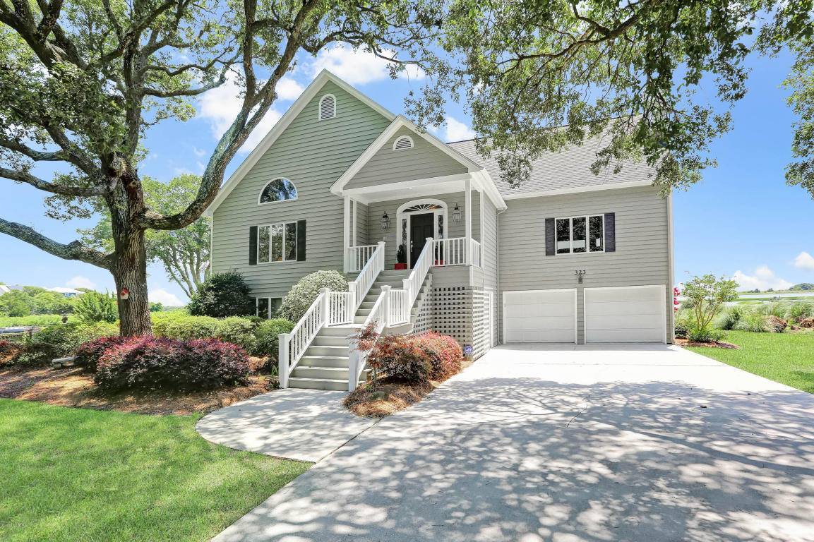 323 Friendly Shores Road, Wilmington, NC 28409