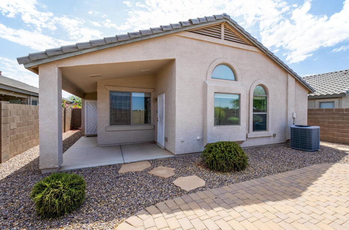 28818 North Gold Lane, San Tan Valley, AZ 85143