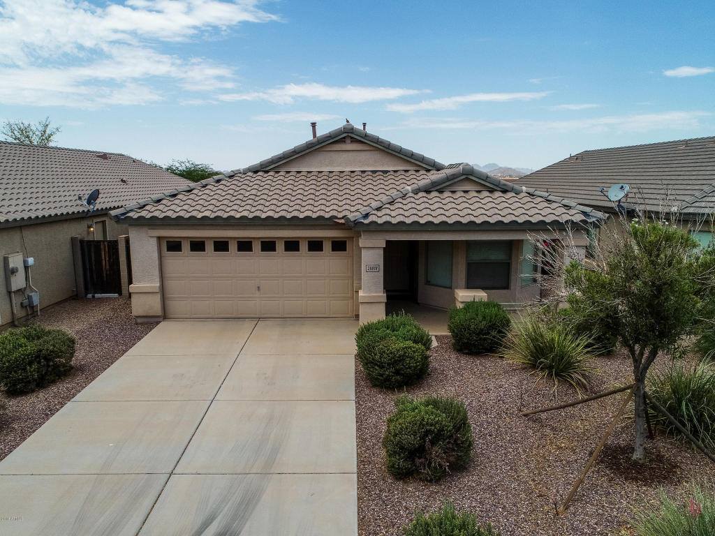 28818 North Gold Lane, San Tan Valley, AZ 85143