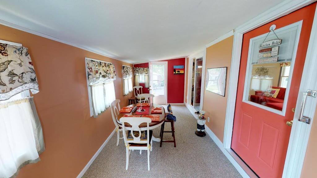 6 Shady Lane, Plainville, MA 02762