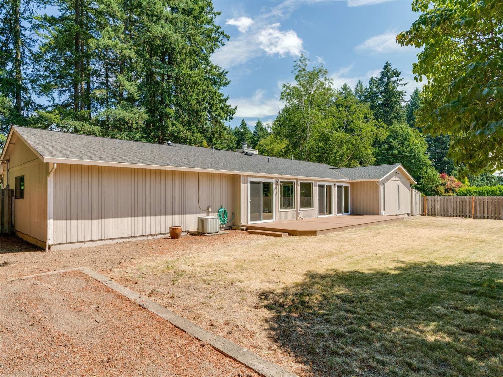 1287 Ne Territorial Road, Canby, OR 97013