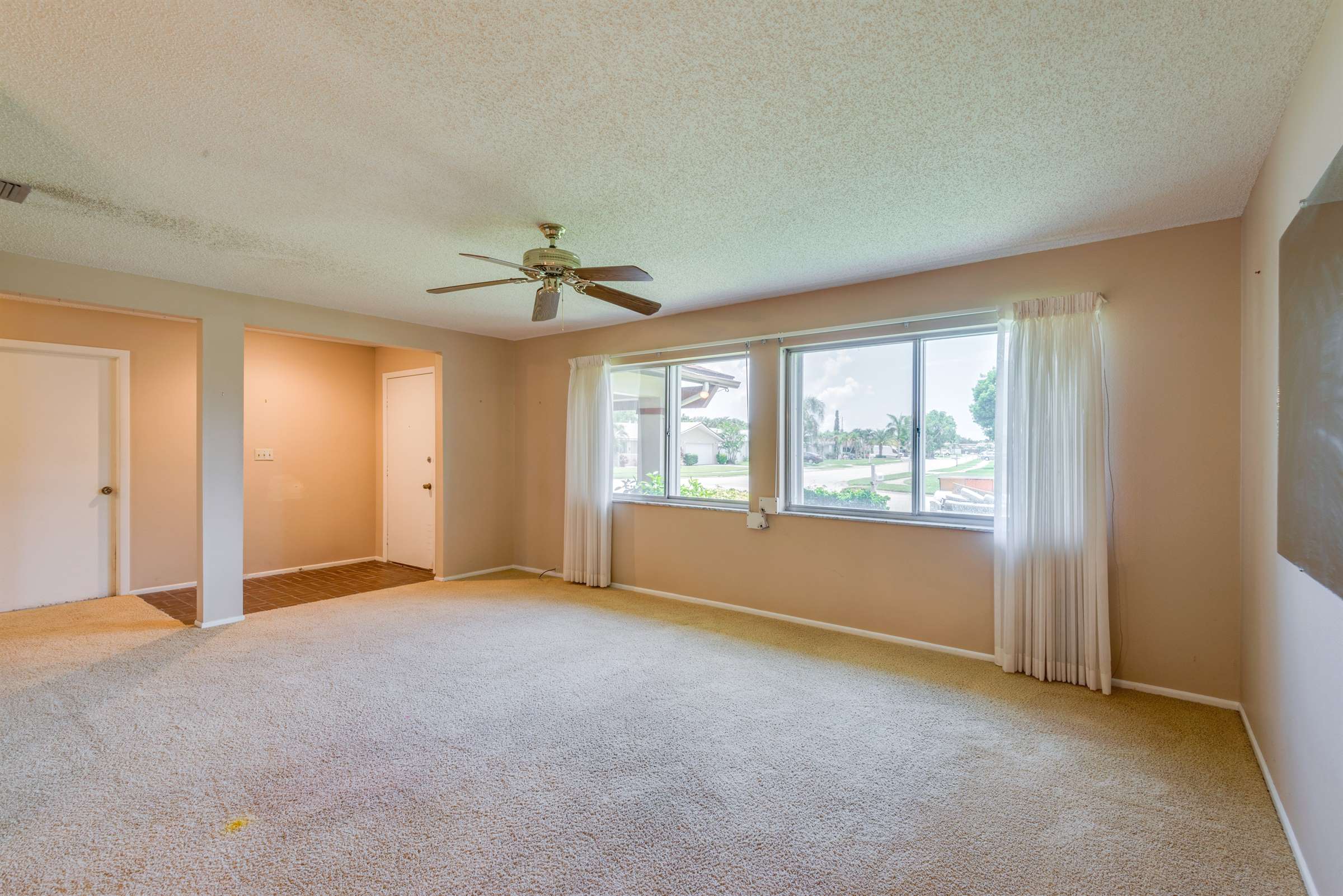 6419 Furman Blvd, Fort Myers, FL 33919