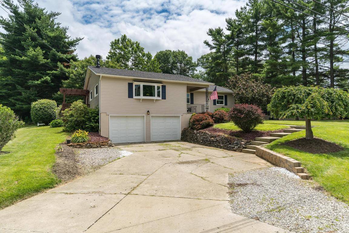 273 Cherokee Trail, Granville, OH 43023