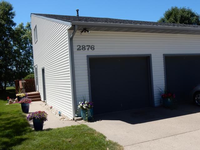 2876 Warwick Lp, Bismarck, ND 58504