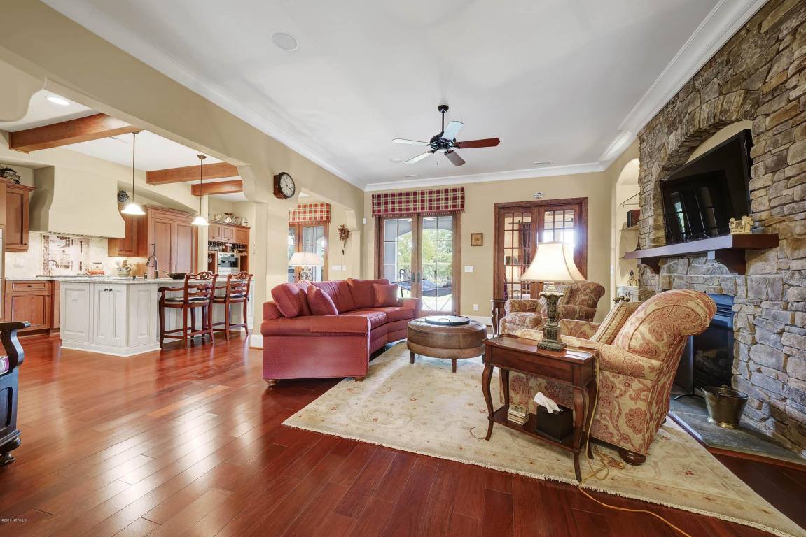 8807 Old Overton Way, Wilmington, NC 28411