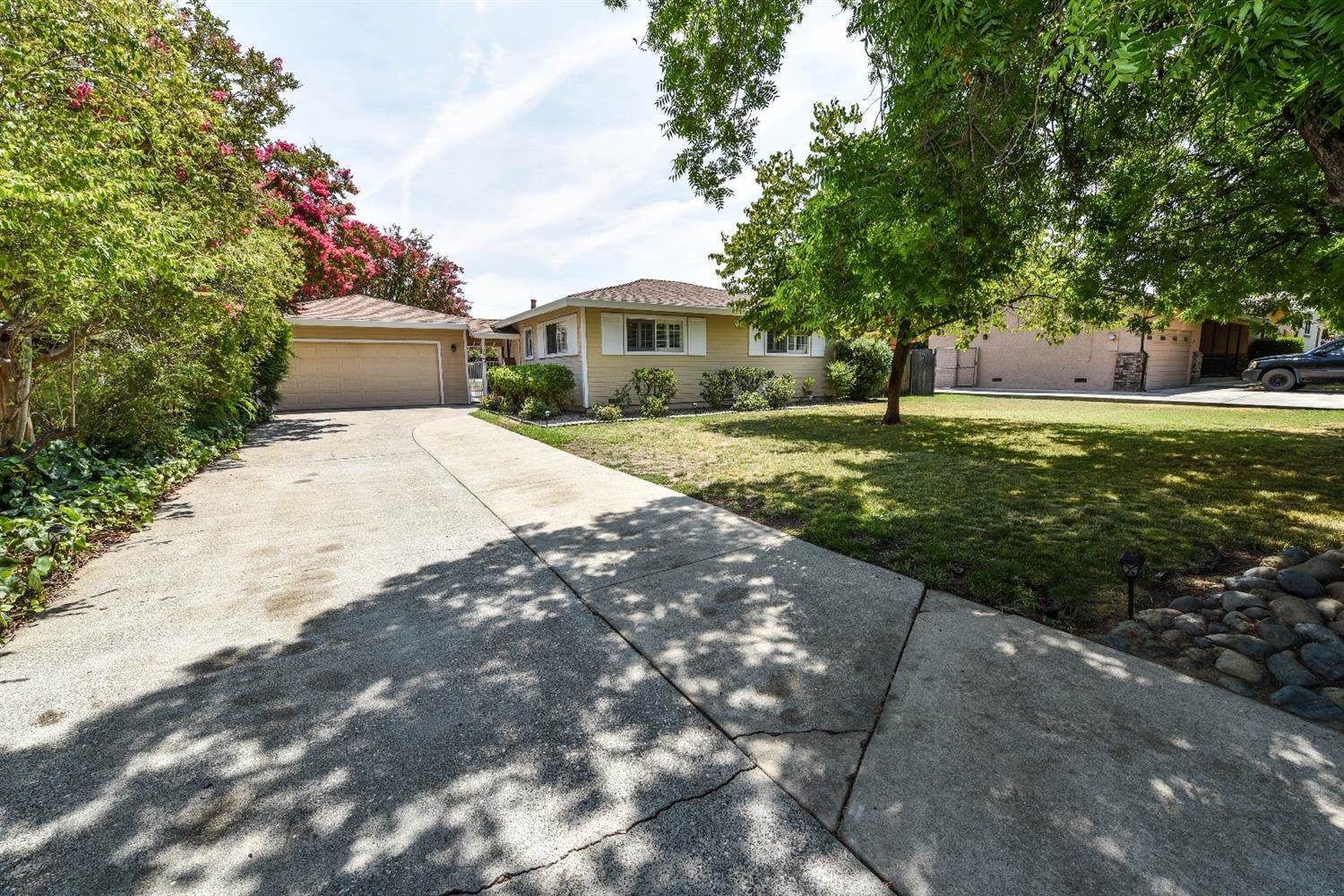 7964 Charlene Way, Citrus Heights, CA 95610