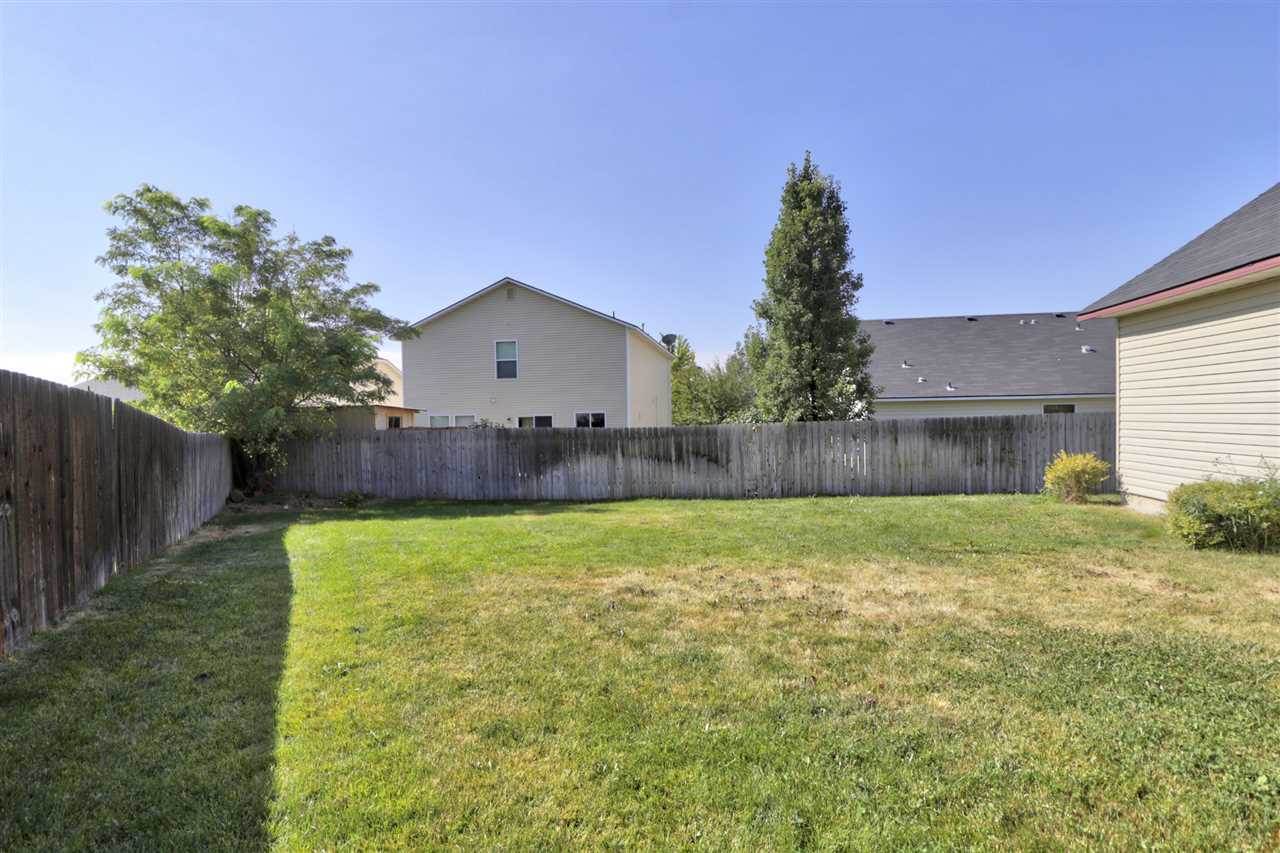 923 East Fourth Ct, Kuna, ID 83634