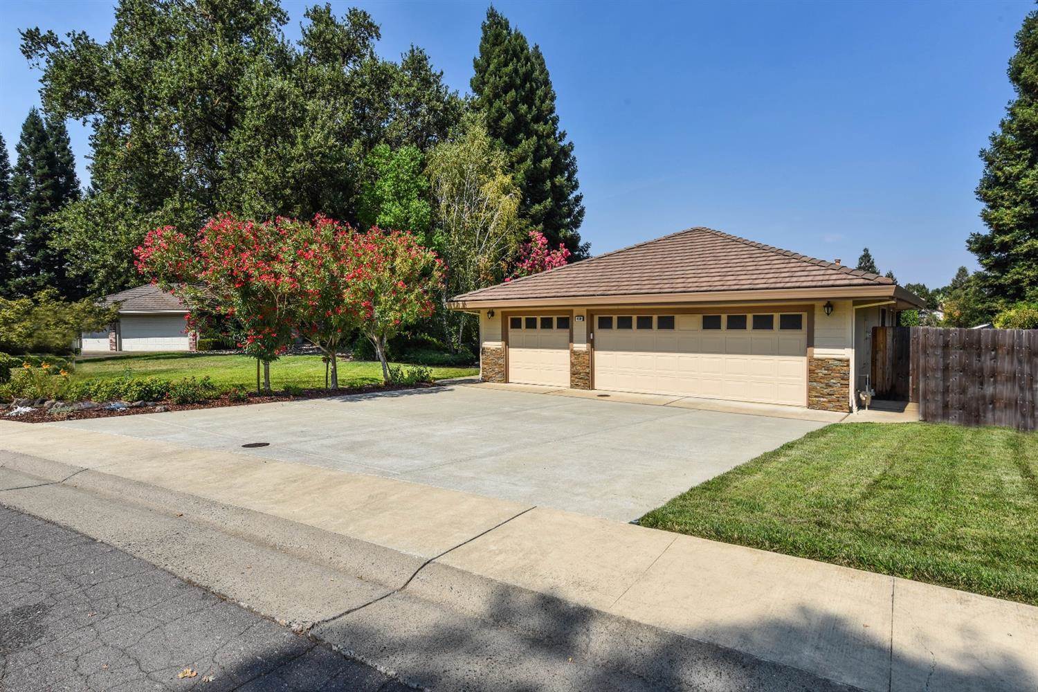 8618 Briarbrook Circle, Orangevale, CA 95662