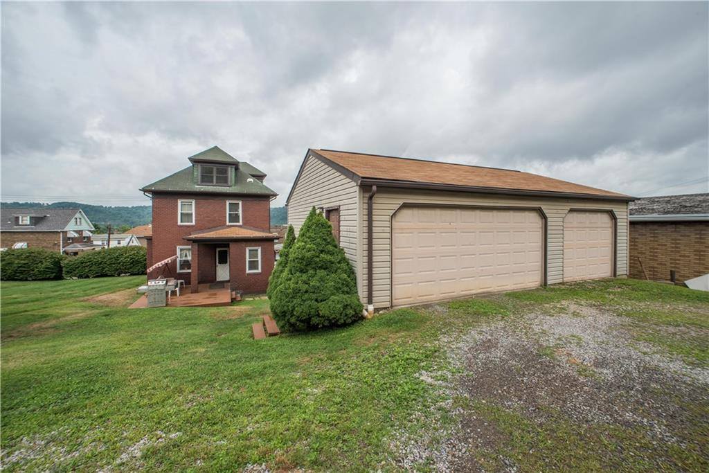 1704 Beaver Road, Ambridge, PA 15003