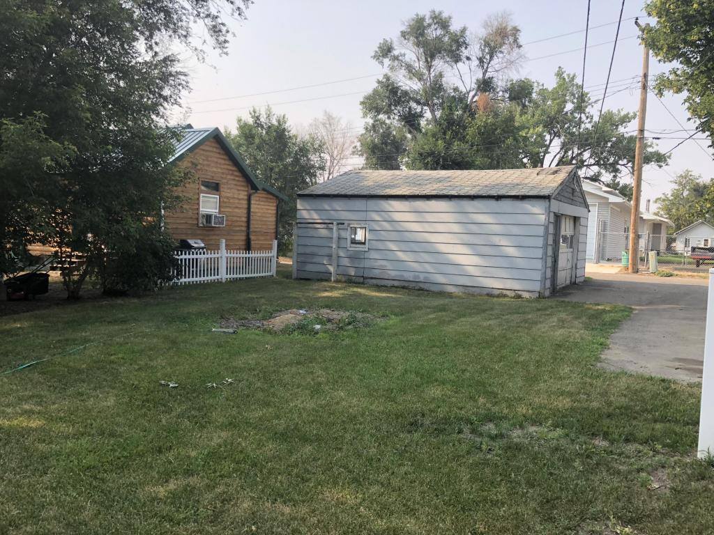 520 2nd Street West, Williston, ND 58801