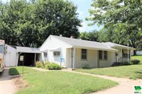 2717 S Cedar St., Sioux City, IA 51106