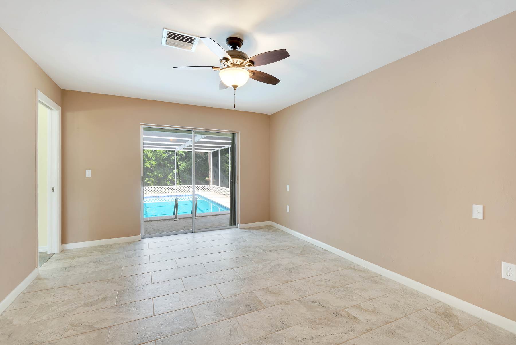 15000 Bonaire Cir, Fort Myers, FL 33908