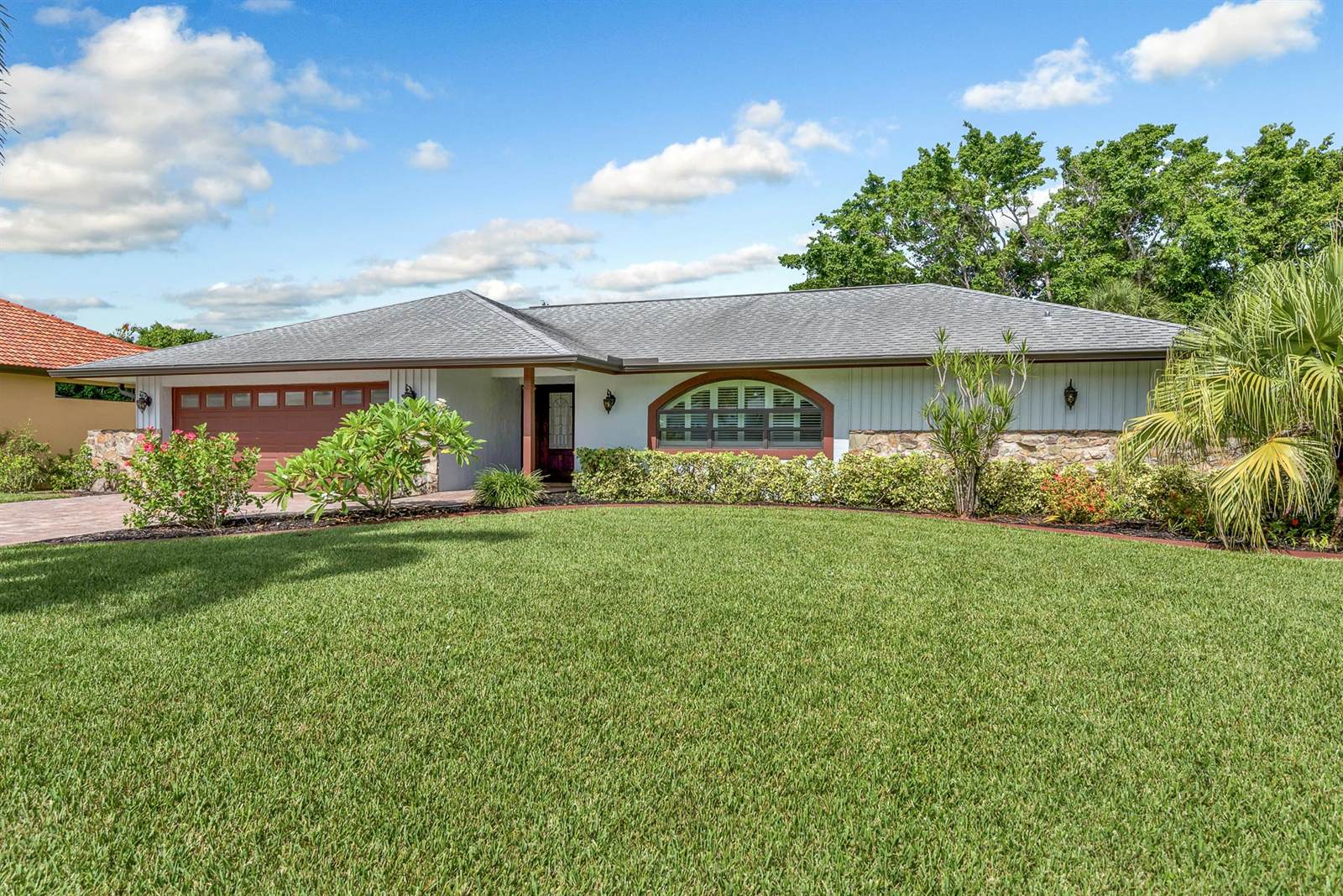 15000 Bonaire Cir, Fort Myers, FL 33908