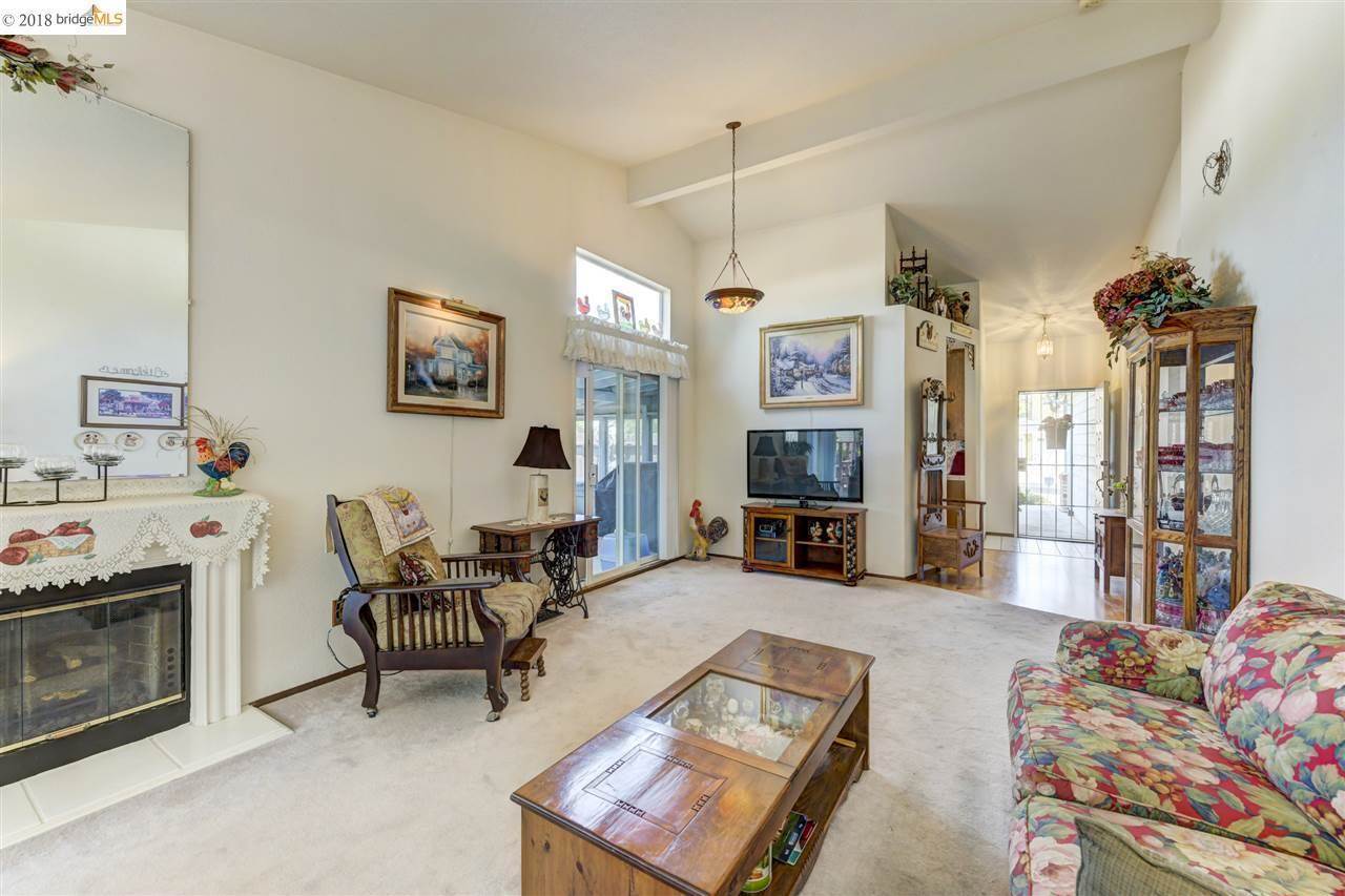 1831 Fairhaven Way, Oakley, CA 94561