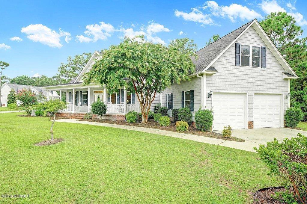 210 Dowitcher Drive, Hampstead, NC 28443