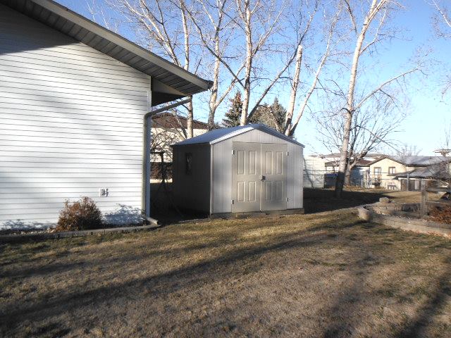 1200 SW 33rd Ave, Minot, ND 58701