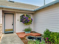 2744 S Cherry St, Cornelius, OR 97113
