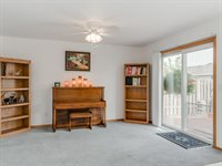 2744 S Cherry St, Cornelius, OR 97113