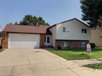 2206 13th Ave West, Williston, ND 58801