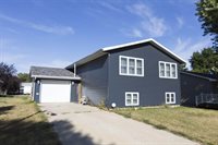 2301 9th Ave East, Williston, ND 58801