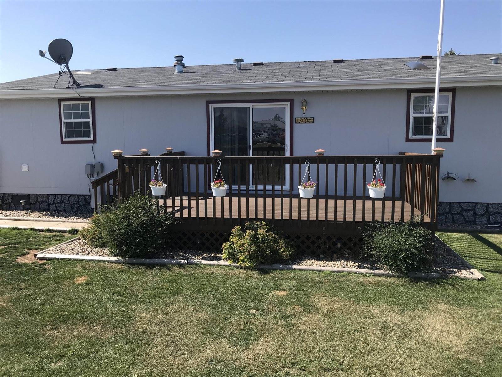 3909 Chandler Lane, Bismarck, ND 58503