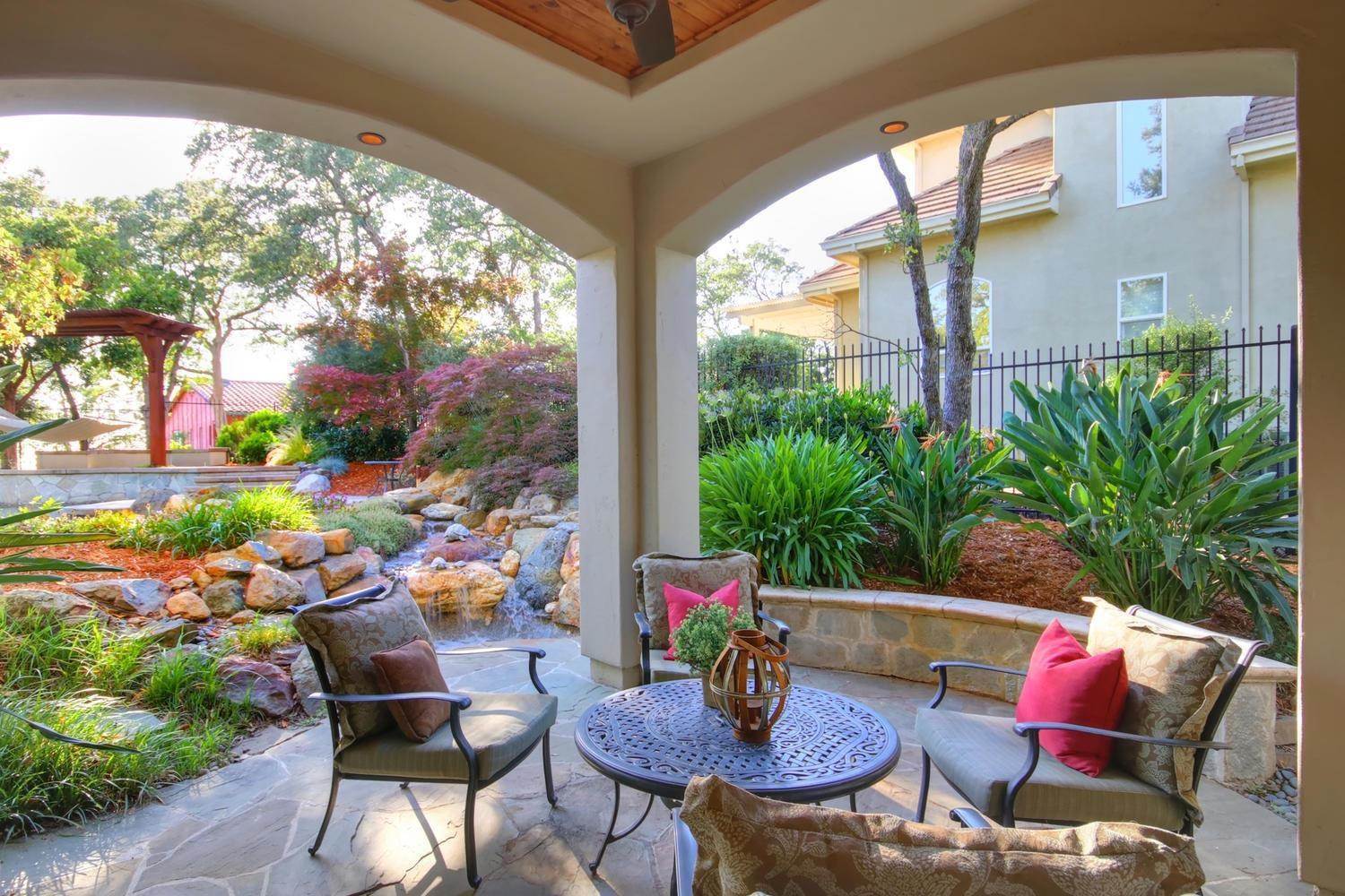 742 Lakecrest Drive, El Dorado Hills, CA 95762